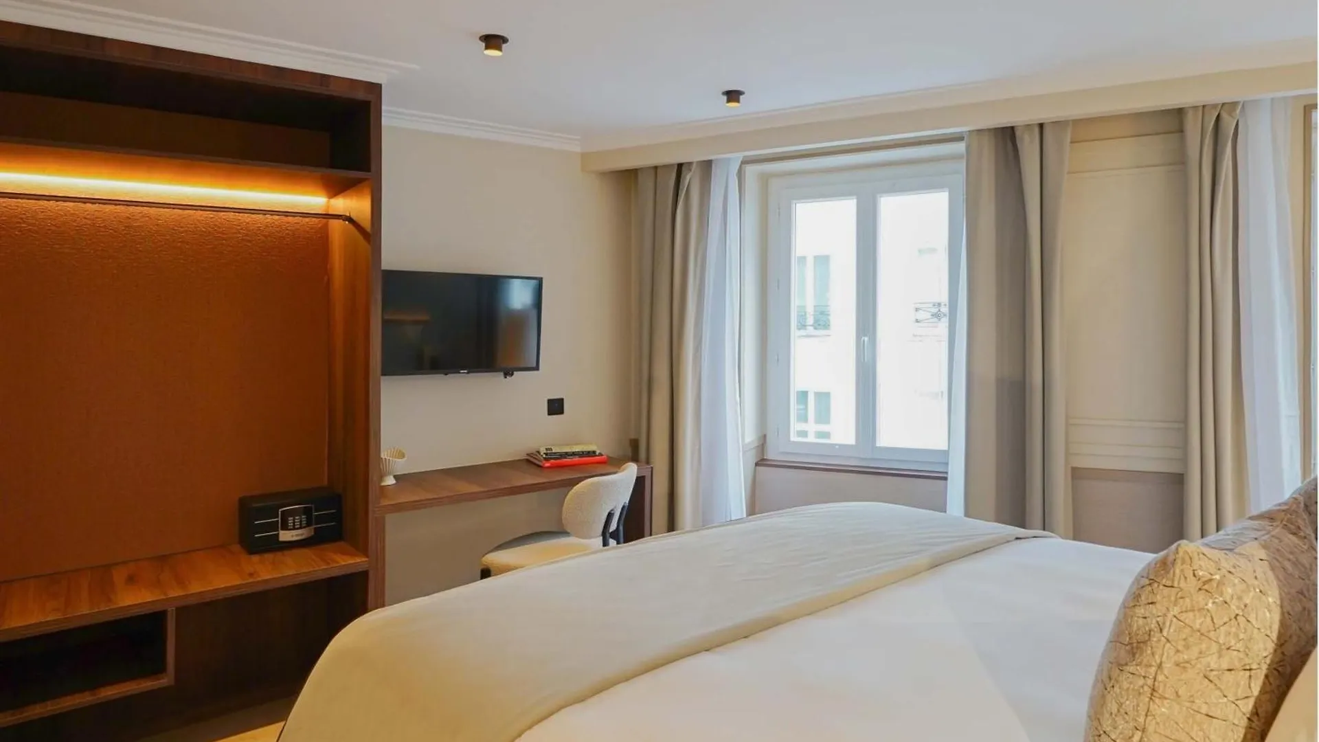Merveil Luxury Suite - Eiffel Tower Terrasse Paris Apartment